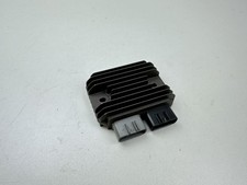 REGOLATORE DI TENSIONE