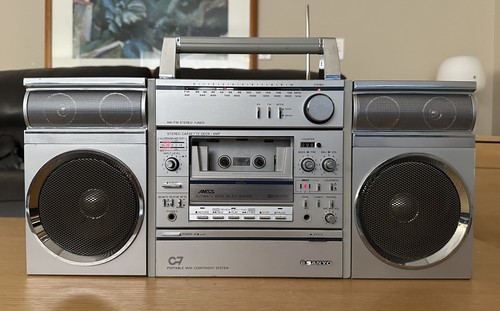 Sanyo portable mini - c-7, c7