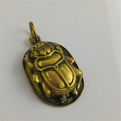 Ciondolo scarabeo ottone