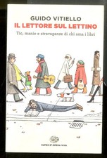 Lettore sul lettino tic - lettore, lettino.