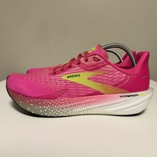 Brooks Hyperion Max rosa