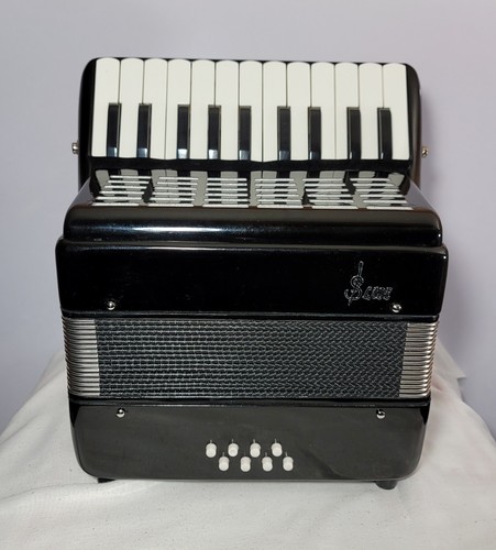 Lade acordian piano - acordian,