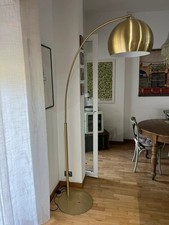 Piantana in metallo dorato -