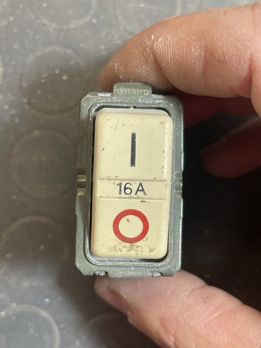 Bticino magic 5236s - 16a, 230v