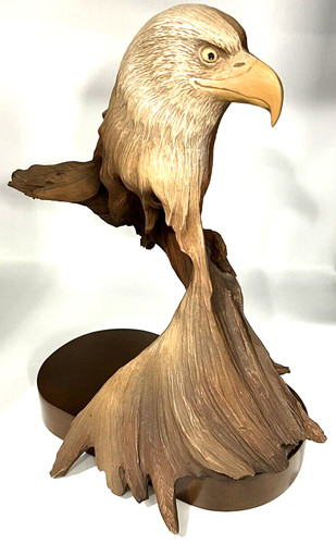 Grande statua scultura aquila