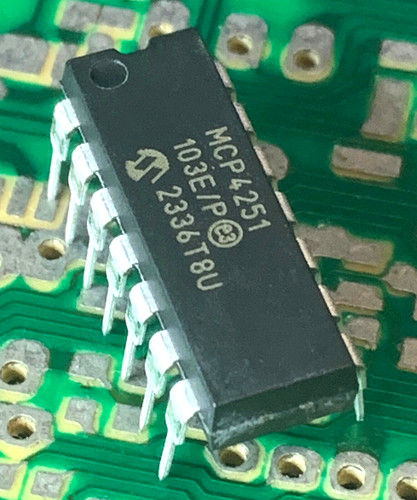 Mcp4251 103e circuito - mcp4251-103e/p,
