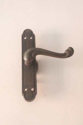Maniglia con chiusura - , a