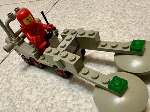 Lego classic mineral detector