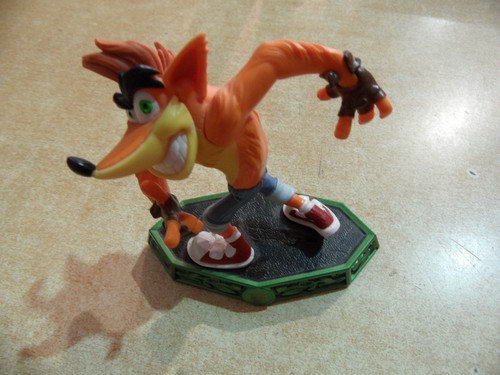 Personaggio skylanders crash - personaggio,
