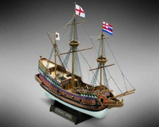 Mini Mamoli MM71 Golden Hind
