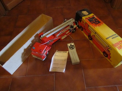 Chr fire engine - engine, camion