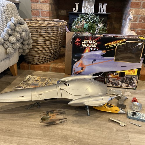 Star wars naboo royal starship - star,