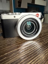 Leica D-lux 7 Perfetta + Flash