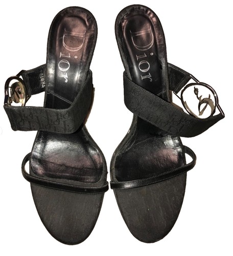 Christian dior cursive - christian,