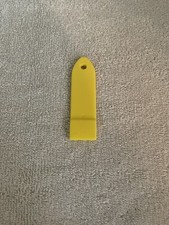 Tupperware Salva un Nail Can o