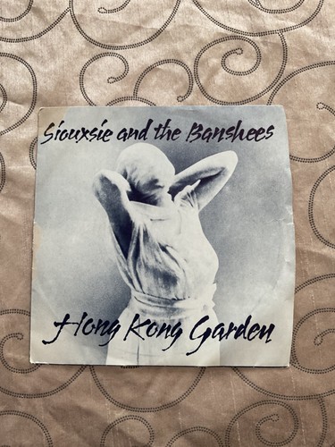 Siouxsie and the banshees hong - and,