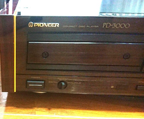 Pioneer 3000 compact disc - pioneer,