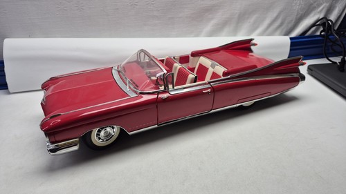 Maisto cadillac eldorado - maisto, 1:12