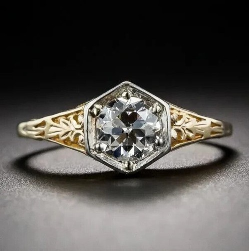 Anello esagonale con diamanti