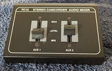 Mixer audio stereo passivo a due canali con connessioni RCA