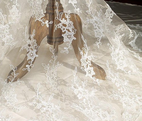 Abito sposa pizzo con - in,