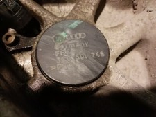 MOZZO COMPLETO POST FRENO A DISCO -  VW SCIROCCO 3°SERIE -  ORIGINALE USATO