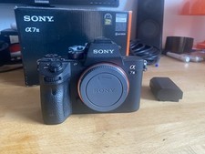 Sony Alpha 7 III ILCE-7M3 24,2MP fotocamera di sistema mirrorless - (solo corpo)