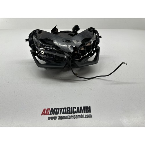 Faro anteriore rotto honda cbr - rotto,