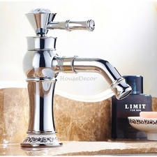 Rubinetto miscelatore lavabo