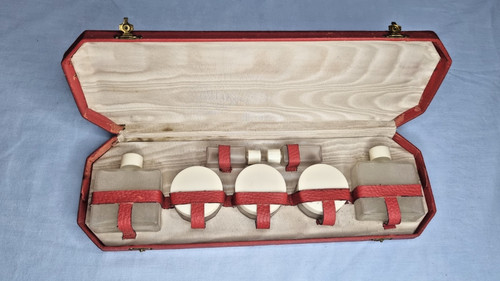 Vintage c1940 50s vanity - vintage,