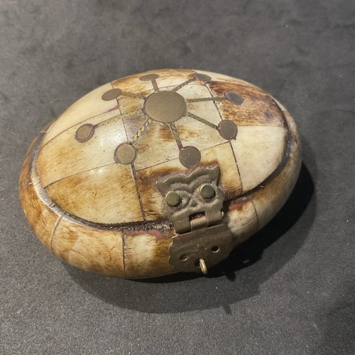 Vintage horn trinket box - trinket, brass