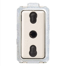 Presa Bivalente Bipasso 10/16A