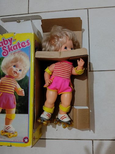 Baby skate doll - doll, mattel