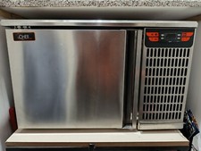 Abbattitore  Di Temperatura 3 Teglie  GN 2/3 Teglie Incluse nel prezzo