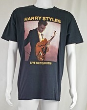 Harry Styles LIVE ON TOUR
