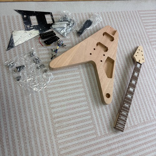 Flying kit chitarra - flying, v