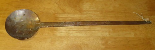 Mestolo lungo colino antico