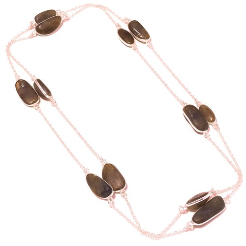 Collana con pietre preziose