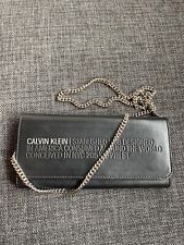 Borsa Nera In Pelle Raf Simons per Calvin Klein Pochette con Catena