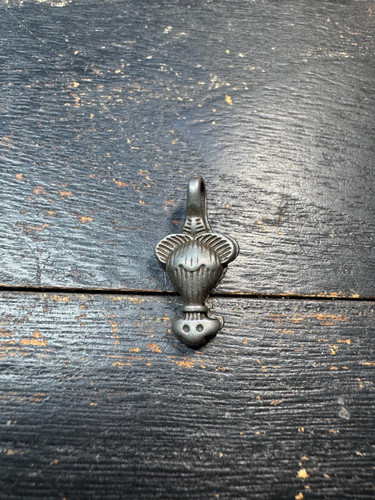 Ciondolo vaso tesoro ferro - vaso,