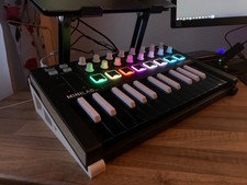 Arturia minilab mkii - mkii, angled