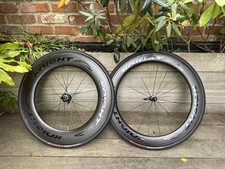 Set ruote bici da strada Knight Composites full carbon clincher prezzo consigliato £ 2.670.