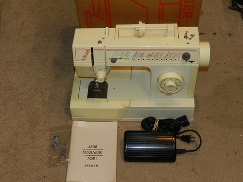 Singer debutante 7021 multi - singer,