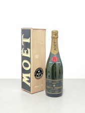 Champagne moet chandon 1981 - champagne,