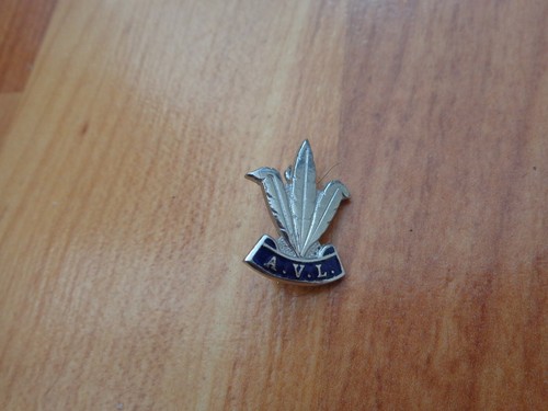 Vintage l distintivo - a., v.l.distintivo