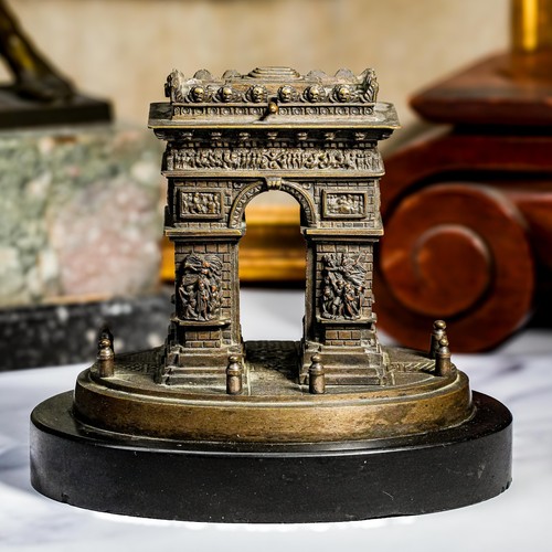 Miniatura antica arco - miniatura,