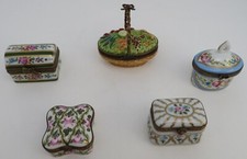 RARE PILULIER PORCELAINE FINE