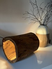 lampada da tavolo in legno