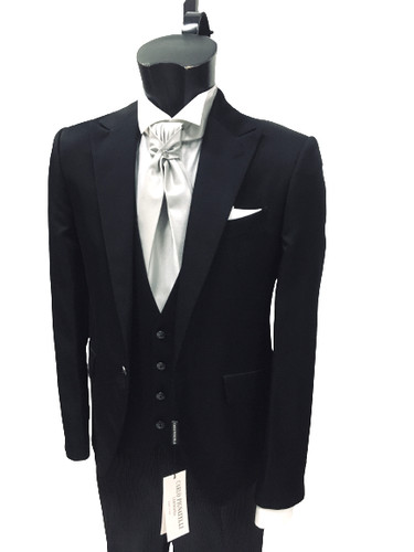 Nuovo abito tight - uomo, sposo