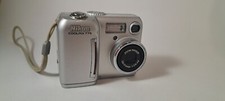 Nikon COOLPIX 775 2.0MP Digital Camera UNTESTED